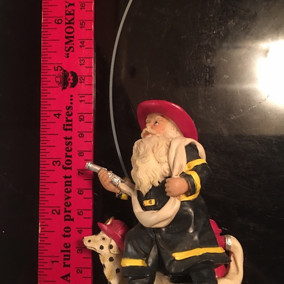 Christmas fireman Santa with Dalmatian - Picture 4 of 4